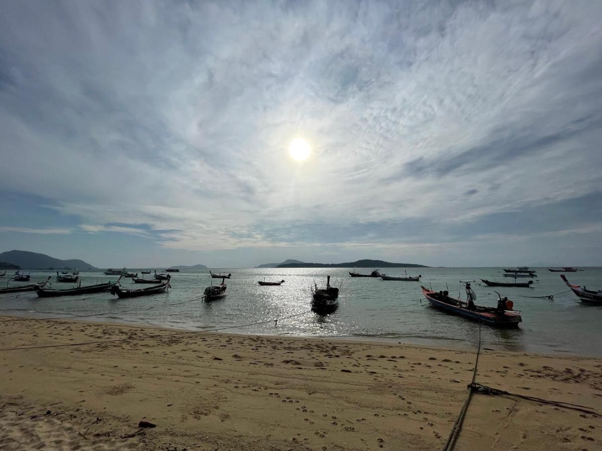 Phuket Muay Thai Hotel Rawai Beach Exterior foto